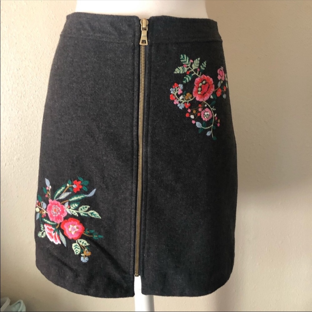 LOFT | Floral Embroidered Skirt
